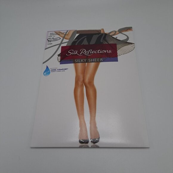 Hanes Silk Reflections Silky Sheer Pantyhose Non-Control Top AB Brown - Picture 1 of 14